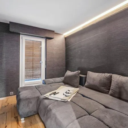 Appartement Exquisite Duplex With Views By Mrs Miggins