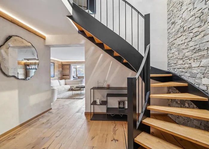 Exquisite Duplex With Views By Mrs Miggins شقة